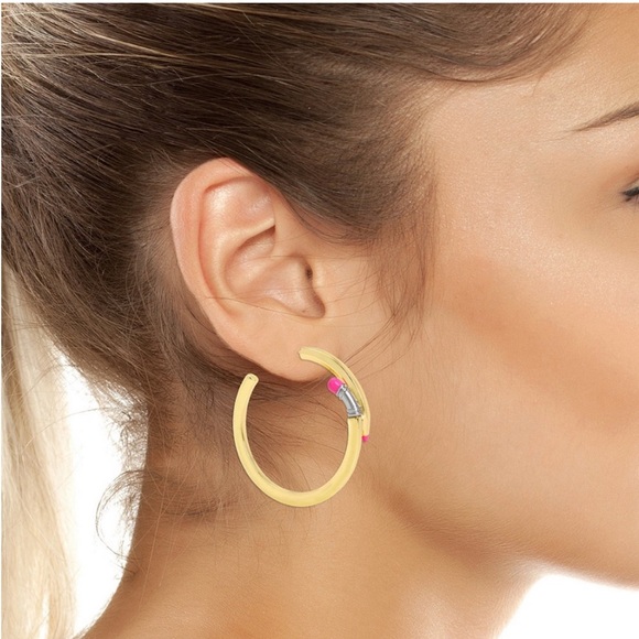 NWT ⚜️✏️⚜️ Betsey Johnson Gold-Tone Pencil Hoop Earrings - Picture 3 of 7